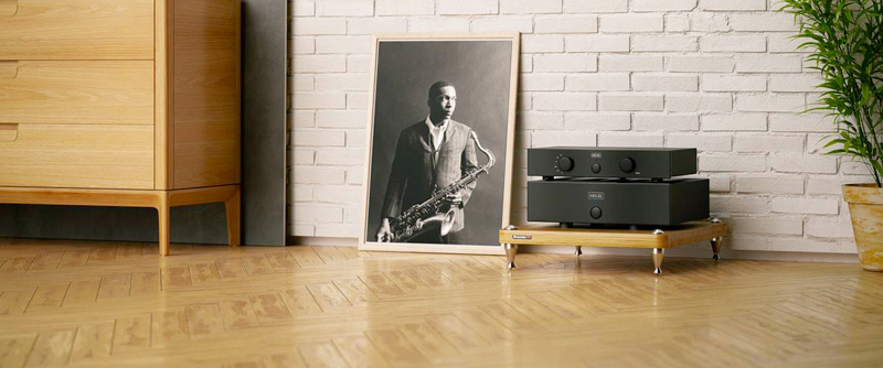 Hegel H20 finale stereo inserito in sistema Hi-Fi high-end