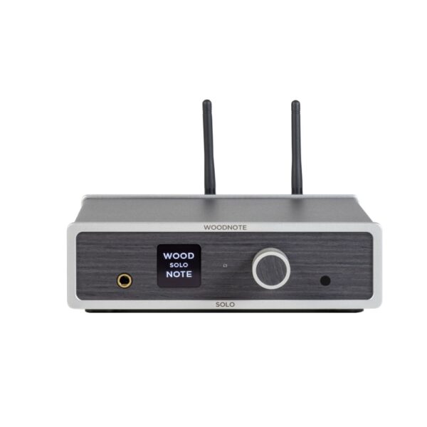 Lindemann Woodnote SOLO โ fronte Lindemann Woodnote SOLO visto di fronte con display, manopola, uscita cuffie e antenne