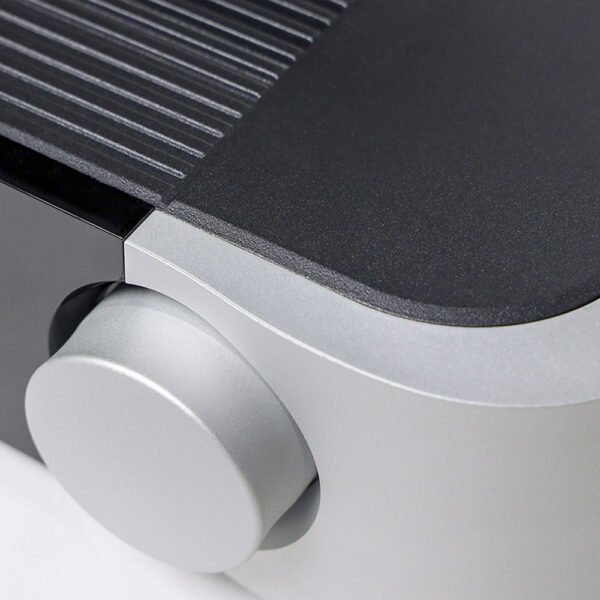 Amplificatore integrato high end MOON 371 con streaming