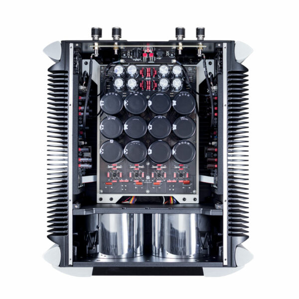 Il MOON 888 rappresenta l'apice dell'amplificazione di potenza