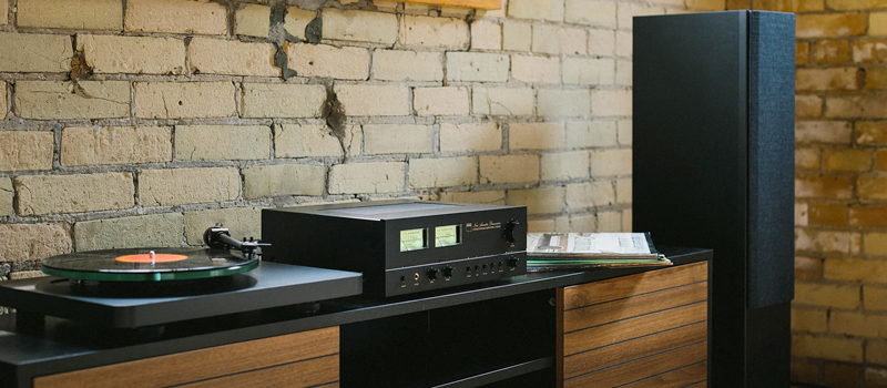 NAD C 3030S amplificatore stereo con BluOS integrato
