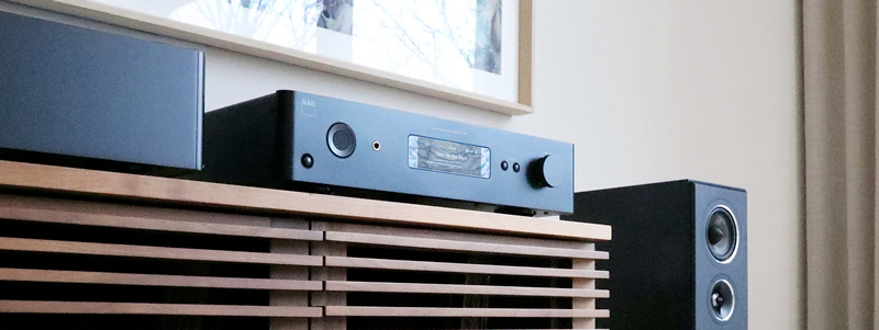 NAD C 379 amplificatore HybridDigital con DAC e MDC2