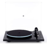 giradischi manuale Rega Planar 2 braccio RB220