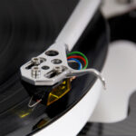 Rega RB Titanium tubo monoblocco in alluminio lucidato a mano