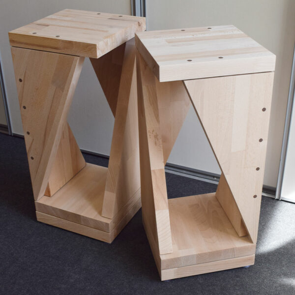 STAND-DIFFUSORI-TRIANGLE-2