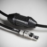 Modulo Shunyata Sigma-X in fibra di carbonio e connettore RJ45 Telegärtner del cavo di rete Sigma-X Ethernet