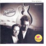 America – Hourglass, copertina frontale del CD