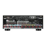 Pannello posteriore del Denon AVC-X3900H con 6 ingressi HDMI 8K, 3 uscite HDMI, pre-out 11.4 e 11 coppie di morsetti