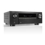 Sintoamplificatore AV Denon AVC-X3900H nero visto di tre quarti dal lato sinistro