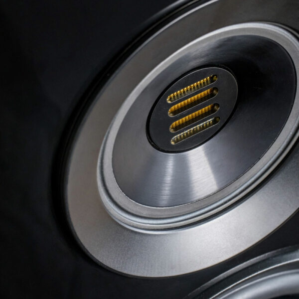 elac-concentro-s5092