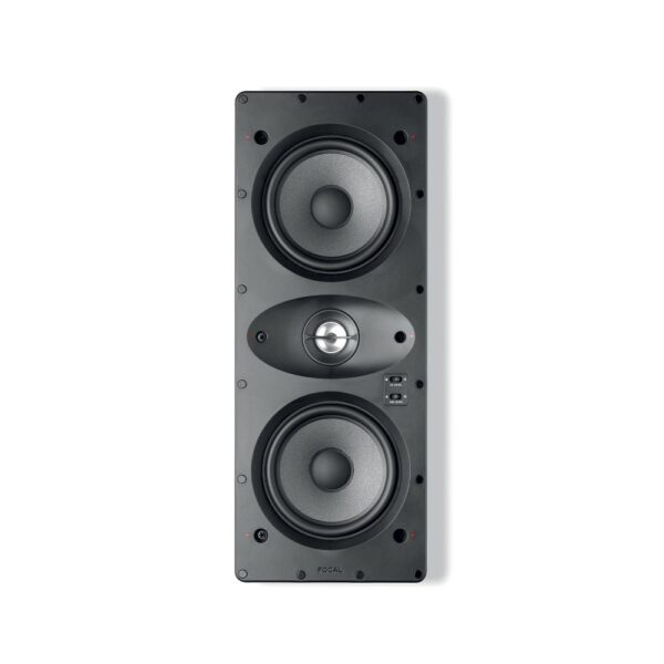 Focal 100 IWLCR5 vista frontale Diffusore LCR da incasso Focal 100 IWLCR5 in verticale senza griglia, con due woofer Polyglass e il tweeter al centro