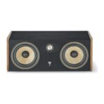 Vista frontale del Focal Aria Evo X Center in Noce Prime senza griglia, con due woofer Flax da 16,5 cm e tweeter TAM
