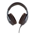 Cuffie Focal Hadenys viste di fronte con cuscinetti marroni e cavo collegato