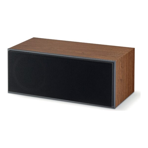 Focal Theva Center Legno scuro con griglia magnetica applicata, vista di tre quarti