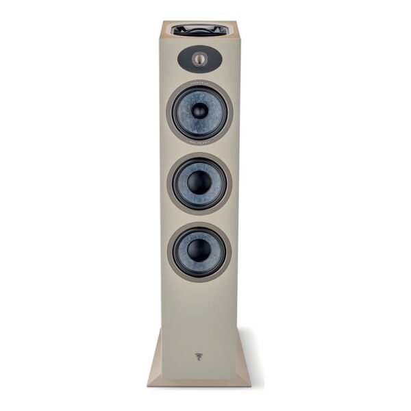 Vista frontale del Focal Theva N°3-D in finitura Legno chiaro senza griglia