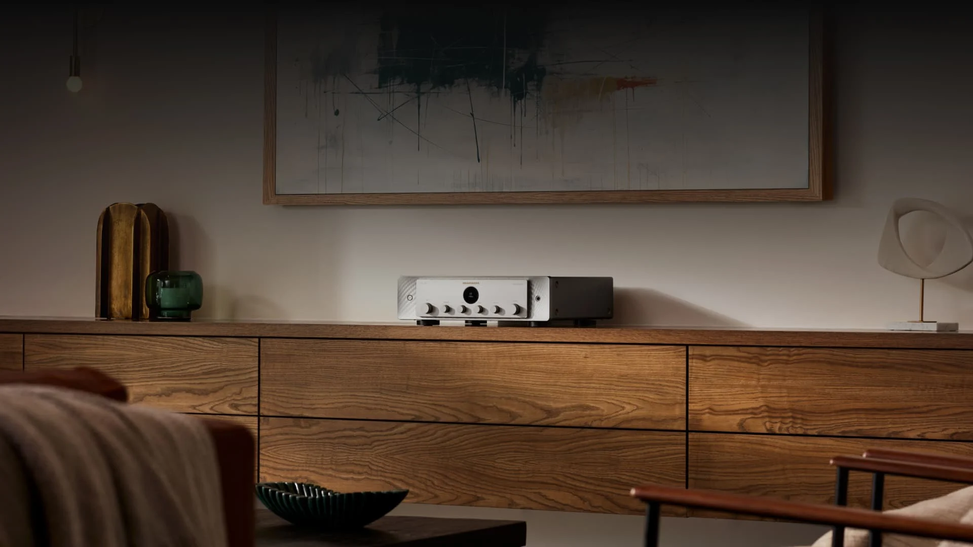 marantz_model50_lifestyle