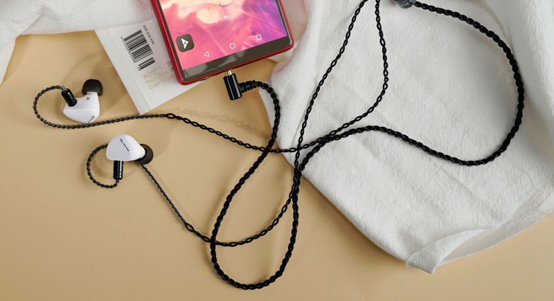 iBasso IT00 auricolari lifestyle