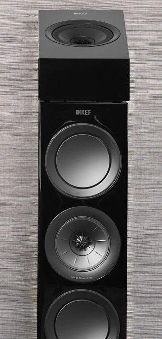KEF R8a diffusori Dolby Atmos lifestyle