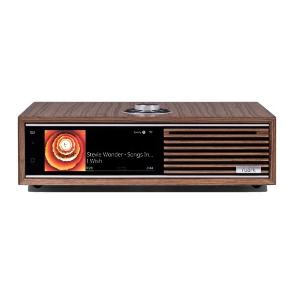 Ruark R710 in noce vista di fronte con display e lettore CD nascosto tra le doghe
