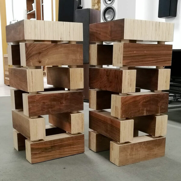 Stand in legno Extrasound